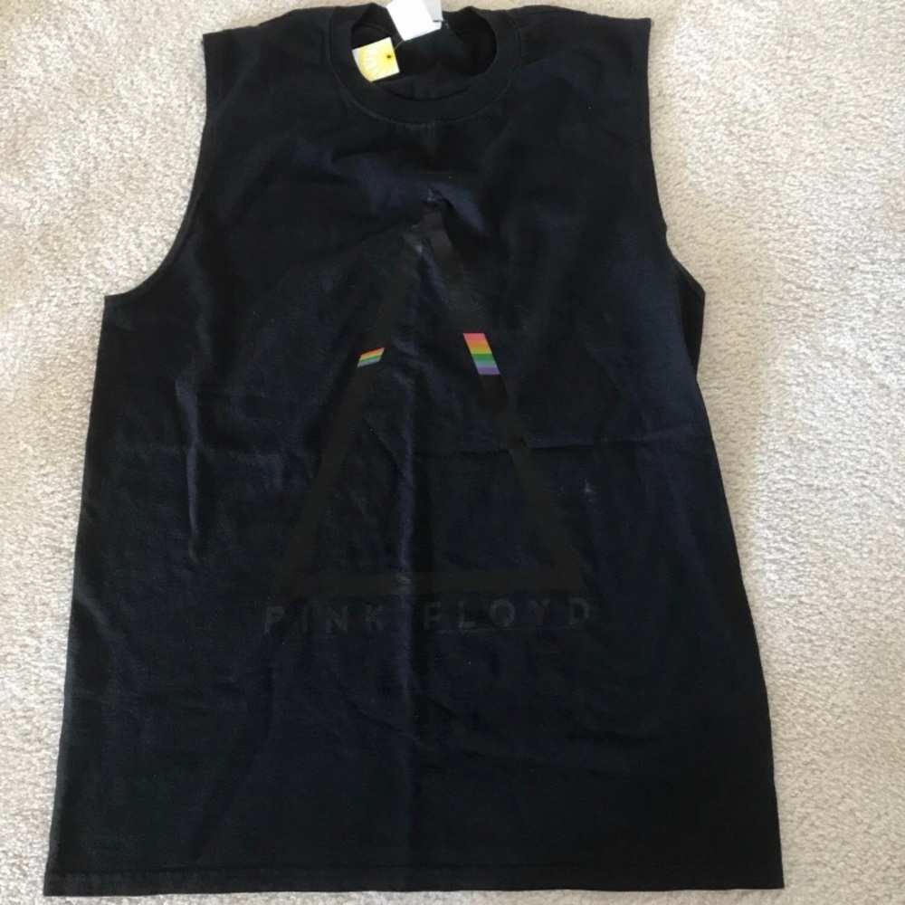 Pink Floyd Muscle Graphic Tee NWT Size Medium